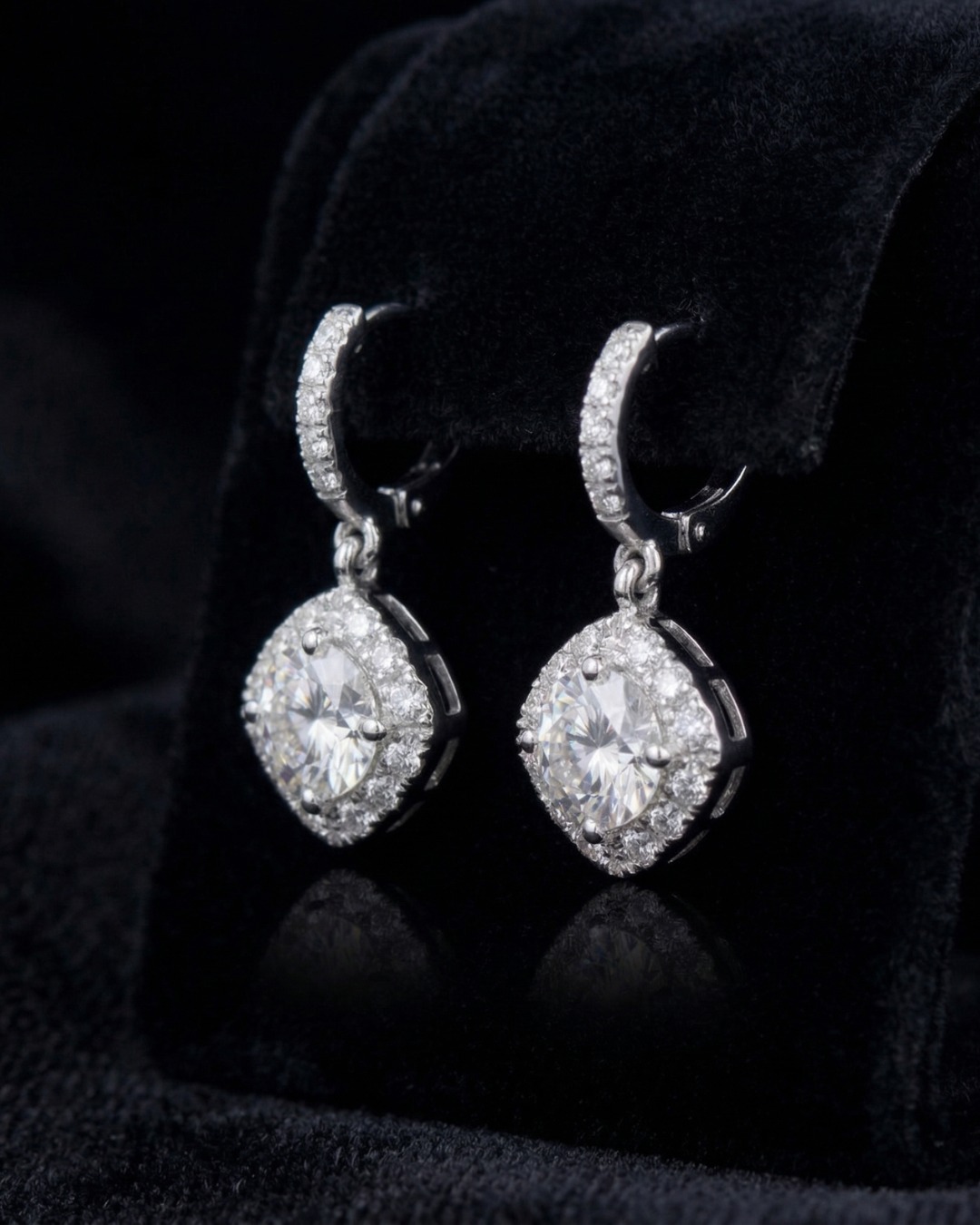 18K White Gold Diamond Earrings 1.07 Carat | 42-Stone Elegant Luxury Earrings for Women | ET208