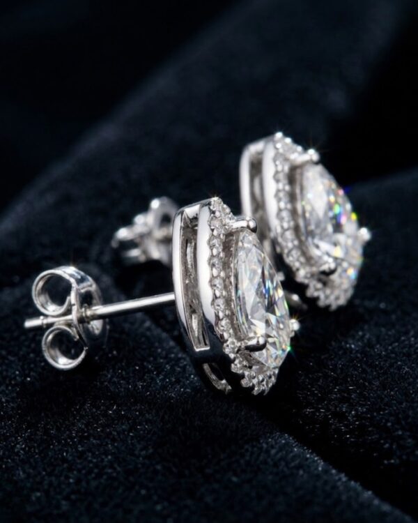 WhatsApp Image 2026-04-03 at 14.32.14 18K White Gold Diamond Earrings 2.13 Carat | 44-Stone Luxury Statement Earrings for Women | ET203